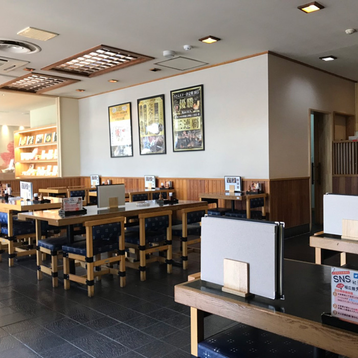 花山うどん本店お食事処 リニューアル前4