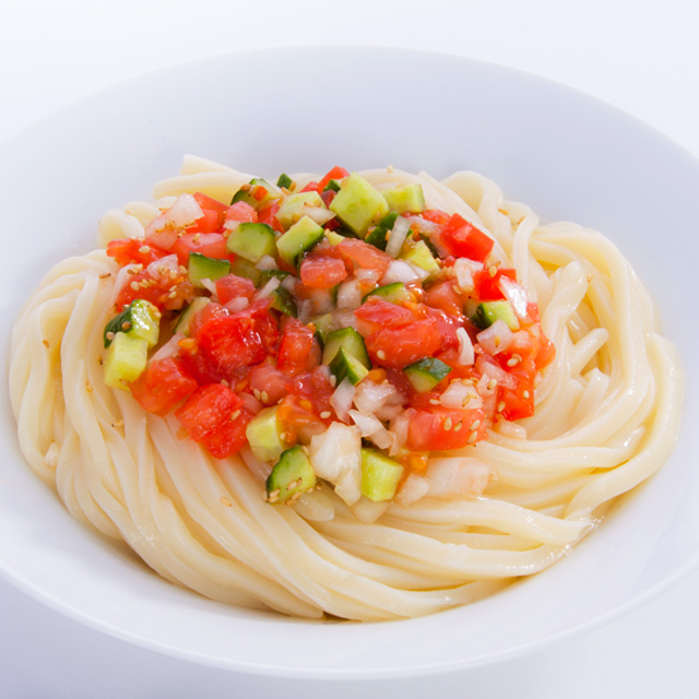 トマトぽん酢つゆ 調理例 サラダうどん