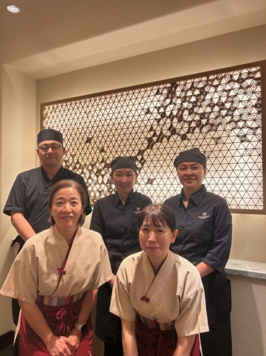 本店お食事処_スタッフ