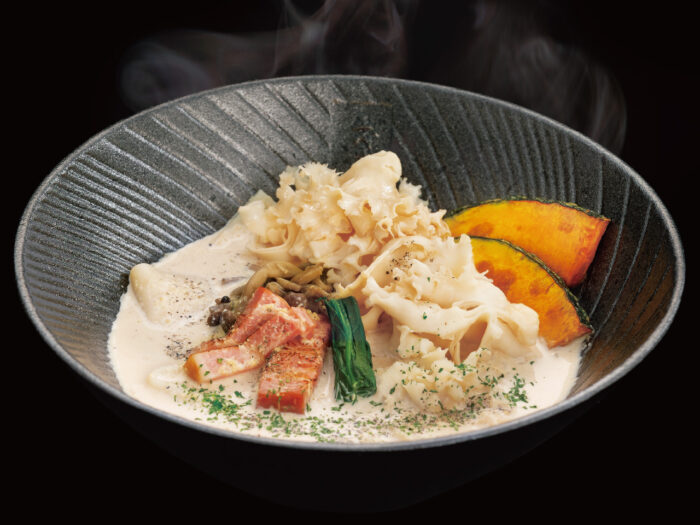 花びら茸のクリームうどん