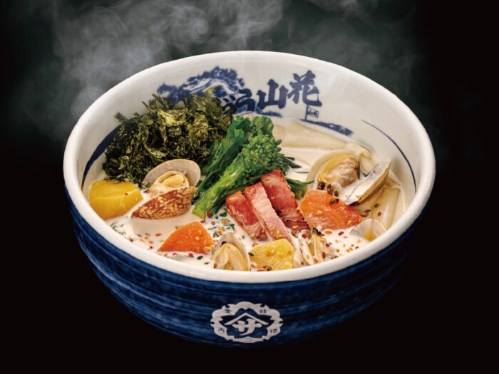 春のあさりと海鮮だしクリーム